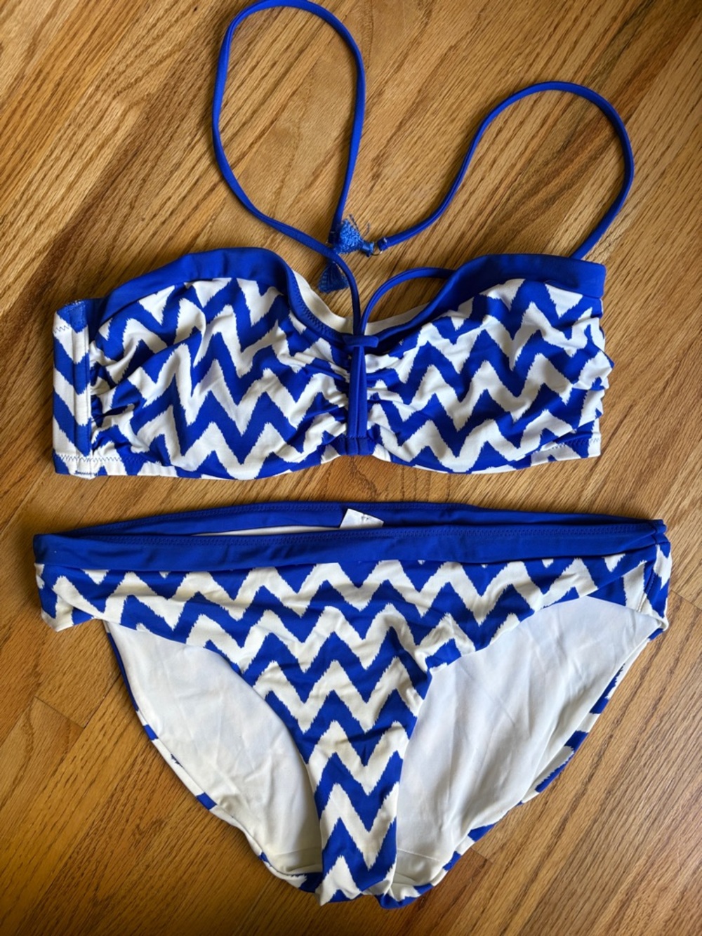 Freya 34DD and medium Blue and White Chevron Bandeau Bikini